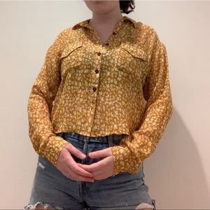 🎉BRAND NEW🎉Wild Fable Flower Mustard Top